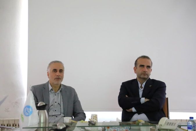 در راستای تحقق اهداف دیپلماسی دانش‌بنیان صورت گرفت؛ دیدار مدیرعامل منطقه آزاد انزلی با رئیس پارك علم‌وفناوری دانشگاه تهران