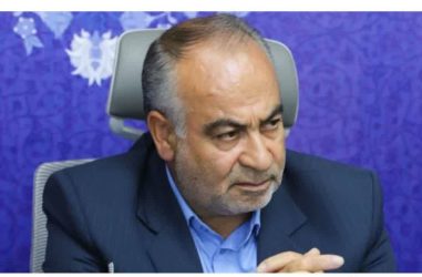 با پیگیری نماینده لنجان، روند صدور اسناد مالکیت در ملک آباد آغاز شد