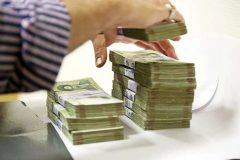 پرداخت فوق‌العاده خاص برای کارکنان دولت و بازنشستگان